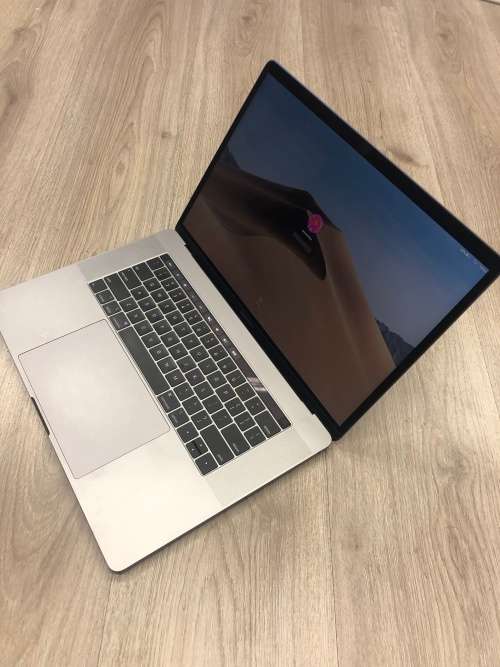 CPO Apple MacBook Pro 13 inch 2.3ghz 8GB 256GB (2017)