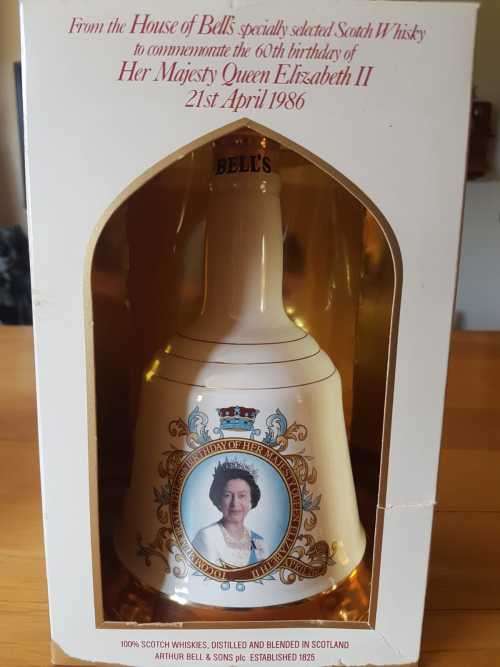 Bell`s Extra Special Limited Queen Elizabeth 60 Birthday Decanter Blended Scotch Whisky