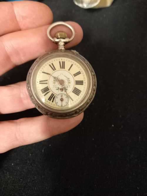 Vintage 1900 pocket watch perfect condition