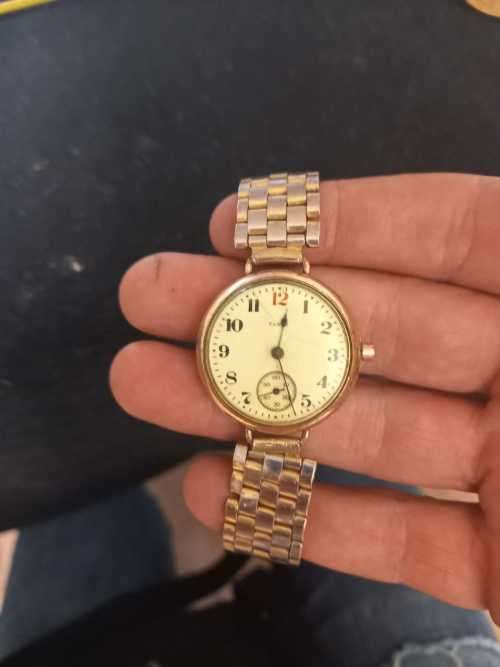 Vintage Elgo woman`s wrist watch
