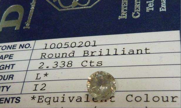 Certified Dia (2.338cts) Round Brilliant