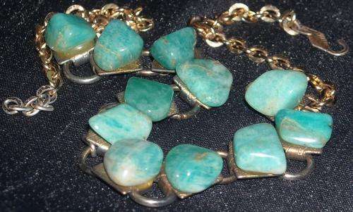 VINTAGE BLUE STONE SOLID NECKLACE