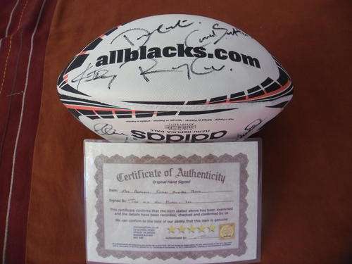 2011 Team signed All Blacks New Zealand Rugby Ball Rare