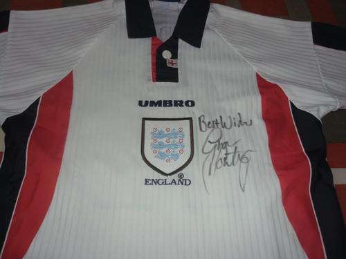 Official Vintage Umbro England Gareth Southgate Signed Soccer football shirt + COA says best wishes!