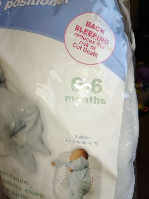 Baby curved back and side sleep positioner