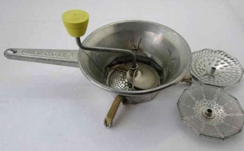 Moulin Legumes Food Mill - As Good As New!