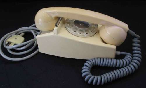 Vintage Cream Rotary Phone