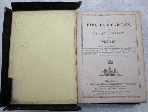 Bibl Cyssegr-Lan Sef Yr Hen Destament A'r Newdd, 1804 - Y Bibl Gymdeithas Frytanaidd A Thramor