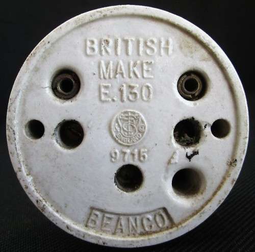Vintage Beanco British Make E.130 Ceramic And Brass Toggle Switch (Not Tested) - 5,5cm/7,2cm