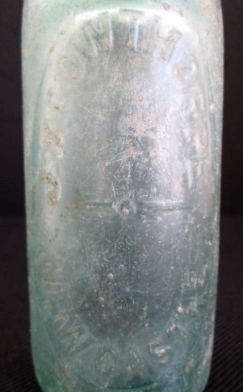 JW Cowthorpe Newcastle 1575 Codd Bottle - Height 19,5cm