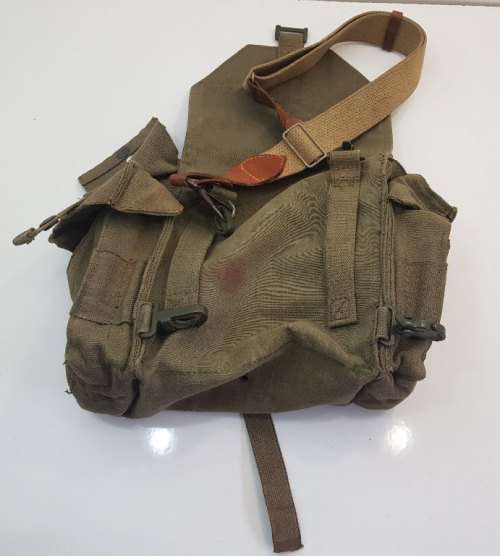 Old South African Defense Force Military Bag - +/- 31cm/11cm/25cm