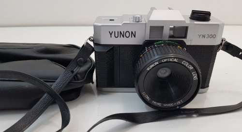 Yunon YN 300 Film Camera + Bag