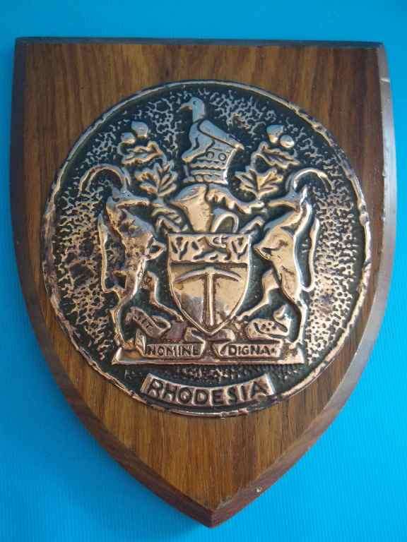 Wood & Copper Rhodesia Plaque - 14,5cm/18cm