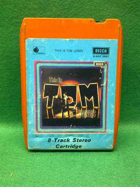 8 Track Stereo Cartridge *** This is Tom Jones - Decca Record Co, 1969
