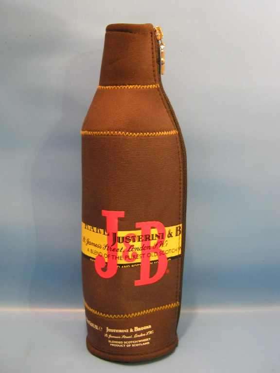J & B Zip-Up Bottle Protector