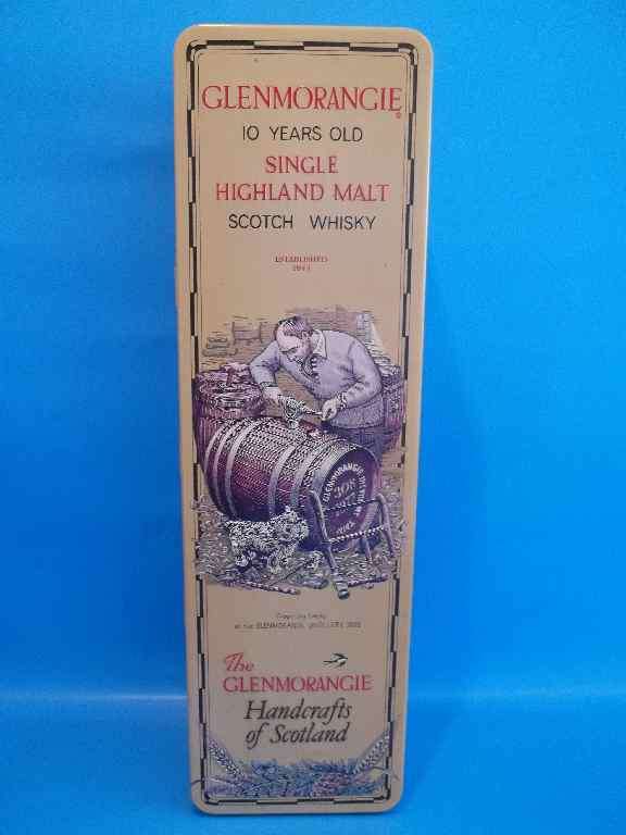 Glenmorangie Scotch Whiskey Tin - Good Condition - Dimensions: 31cm/9cm/8,5cm