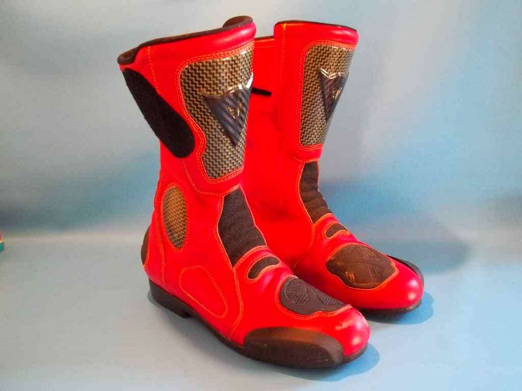 Dainese Boots Size 9 1/2 (44) STUNNING! (Barely Worn)