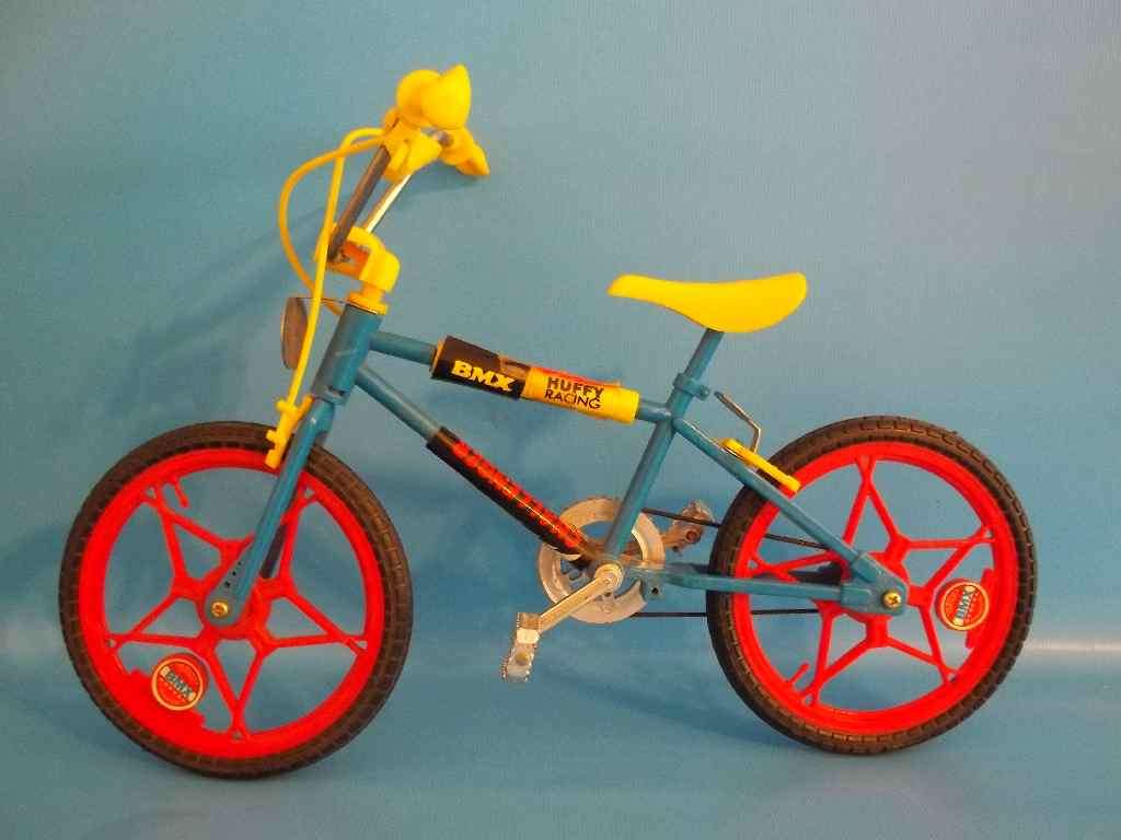Plastic Toy "BMX Huffy Racing Challenger" Bicycle 29cm/20cm