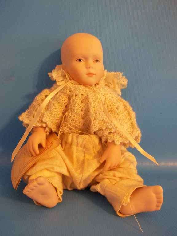 Small Baby Doll "Baby Gary" by Rina Verryne - Length18,5cm