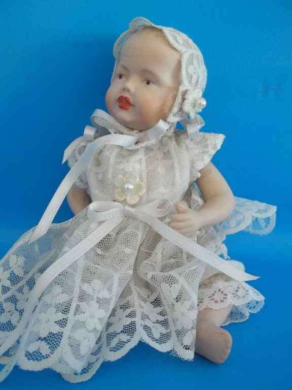 Very Sweet Fully Jointed Ceramic Doll Made By M H Kane For Bell Ceramics Inc - Length 16cm