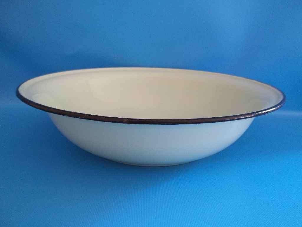 Milkshake Green/Black Rim Old Enamel Bowl - Diameter 30,5cm - Depth 7cm