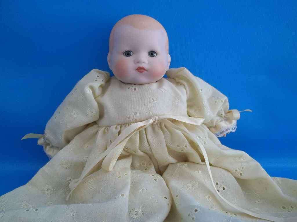 Very Sweet Porcelain Baby Doll - Length 21cm