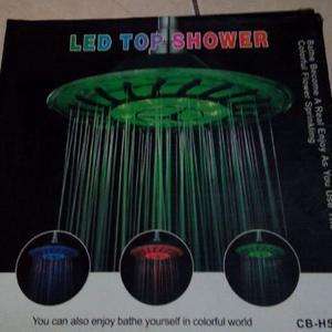 Led Top Shower!!! Bath becomes a real Enjoyment, Water will shine