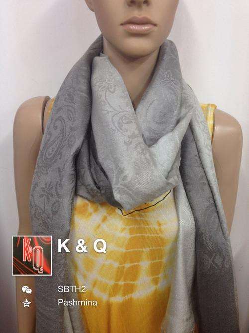K & Q scarf -pashmina