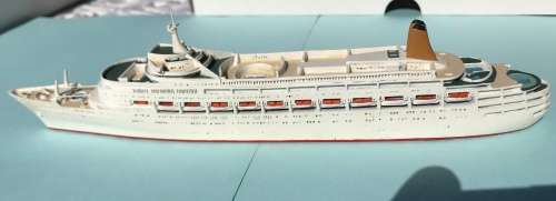 Mercator Ships by Skytrex Ltd model Ship `Canberra` 1961, M 930 in original box 1 in 1250 scale