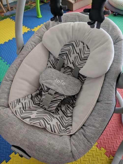 Joie Serina 2in1 Seat (almost brand new)