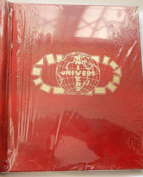 Univers Stamp Album - Mint condition  - For the collector!