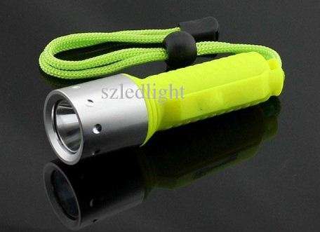 CREE LED Diving Flashlight - Portable LED**RECHARGEABLE**NEW LISTING**