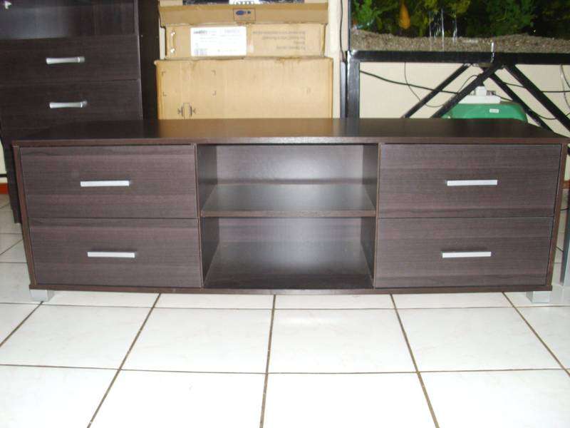 MODERN PLASMA / LCD STAND - BRAND NEW