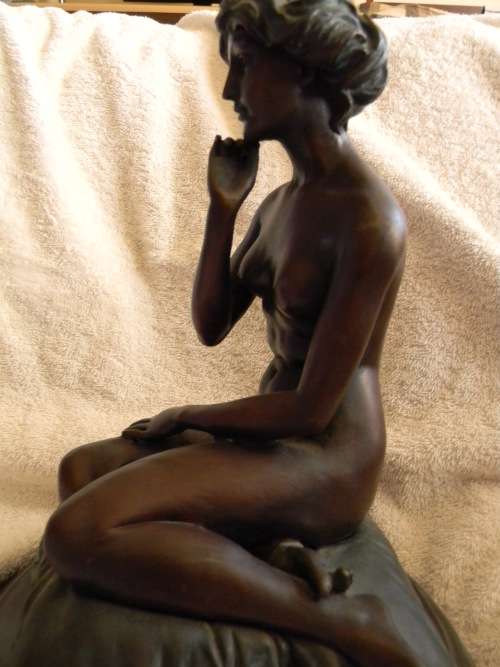 Beautiful Bronze Sculpture