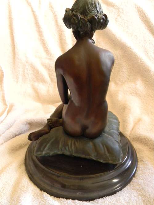 Beautiful Bronze Sculpture
