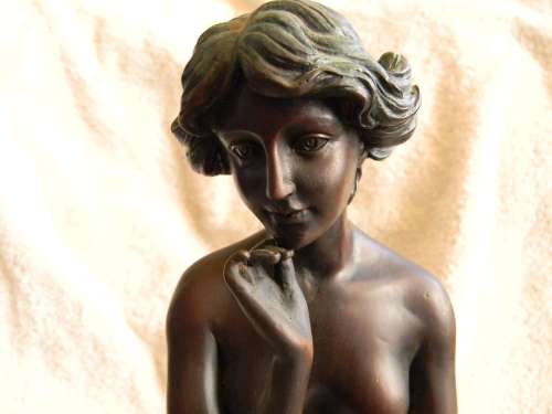 Beautiful Bronze Sculpture