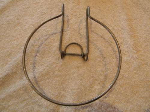 Beautiful Antique Holdfast Baby Bowl With Metal Fastening Ring ( 1892 - 1910 )