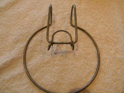 Beautiful Antique Holdfast Baby Bowl With Metal Fastening Ring ( 1892 - 1910 )