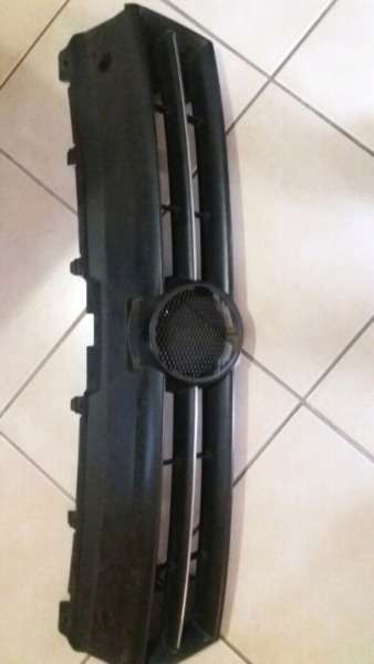 excellent condition polo 6 grill