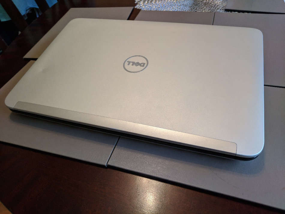 DELL XPS GAMING LAPTOP i7 8GB RAM 128GB SSD + 500GB 17INCH!!!!