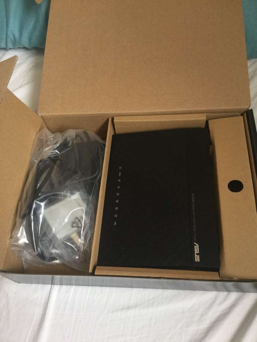 ASUS ADSL WIRELESS N300 + MOBILE APP CONTROL!!!!