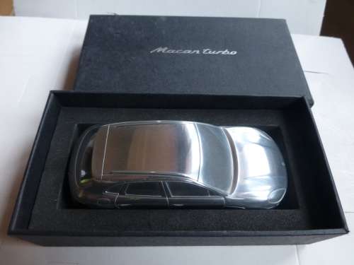 Rare Boxed Porsche Macan Turbo Limited Edition Model car  dinky size.Scale 1/43