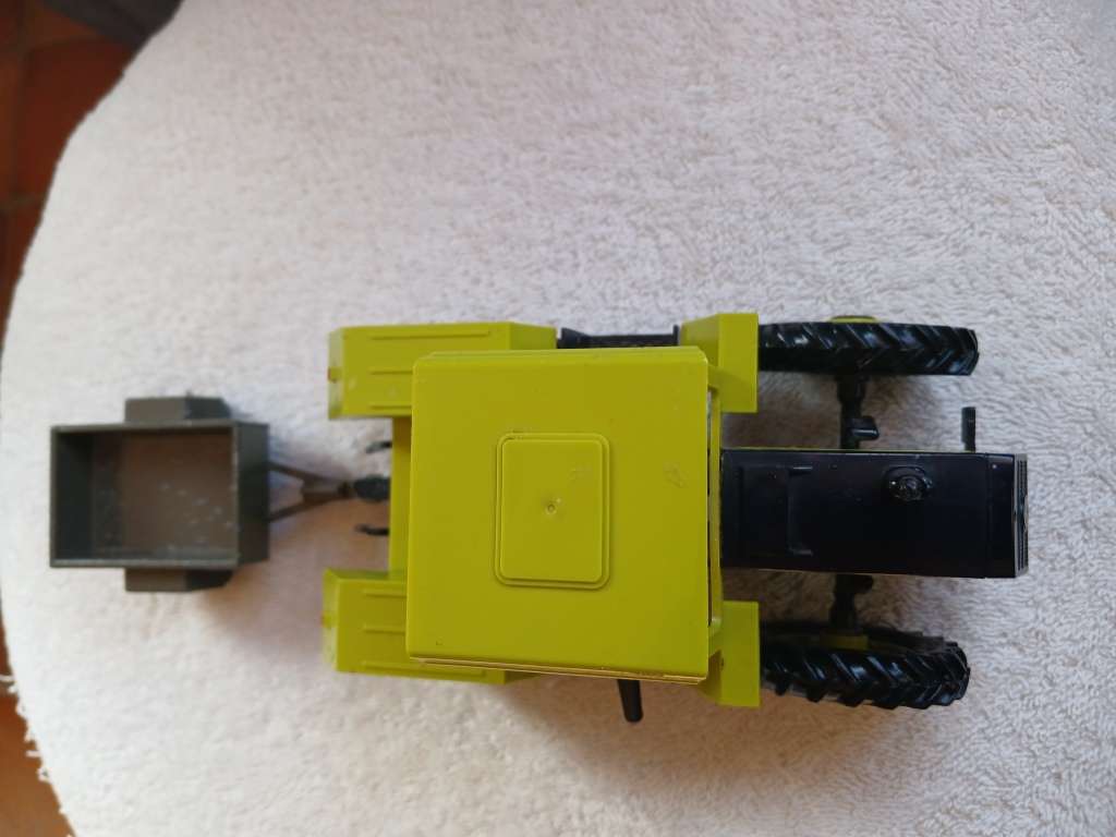 Britains 1985 Mercedes MB trac 1500 tractor with Britains cargo trailer