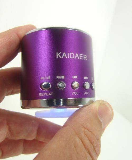 Mp3 Player & Loud Speaker for Computers & Phones - With FM Radio