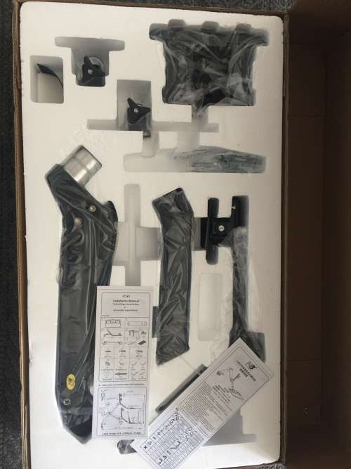 Single Arm Desk Mount [model-FC40] unboxed\damaged packaging