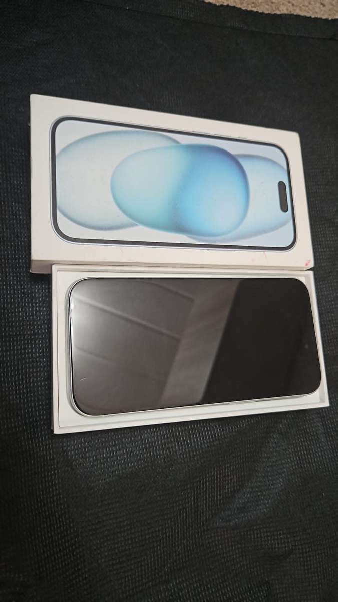 APPLE iPhone 15 Plus 5G 256GB  100% Battery