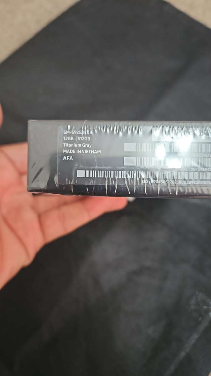 Samsung S24 Ultra Sealed 512GB Titanium Gray