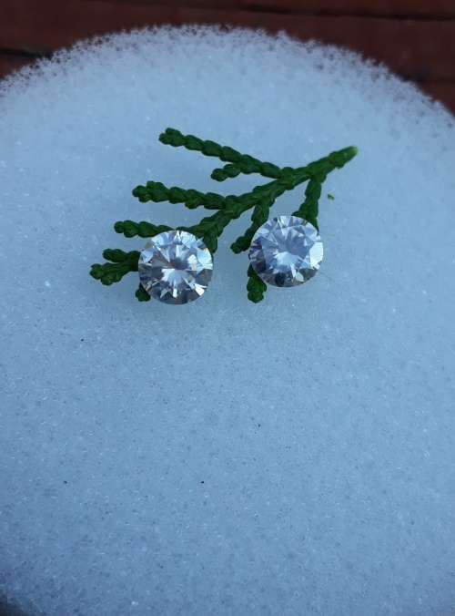 1.68tct Vvs1 Round G-I White Loose Moissanite (Matched Pair)