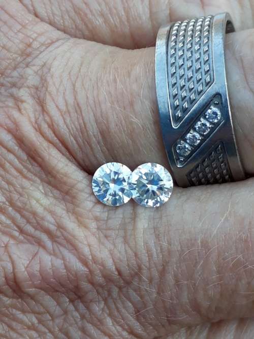 1.38tct Vvs1 Round G-I White Loose Moissanite (Matched Pair)