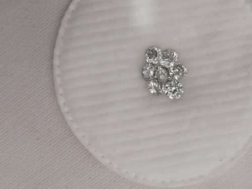 2.55cttw Vvs1 Round White Loose Moissanite (H-I) colour (7 stones and 1 stone per bid)